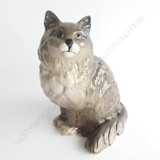 A large Beswick Persian cat,